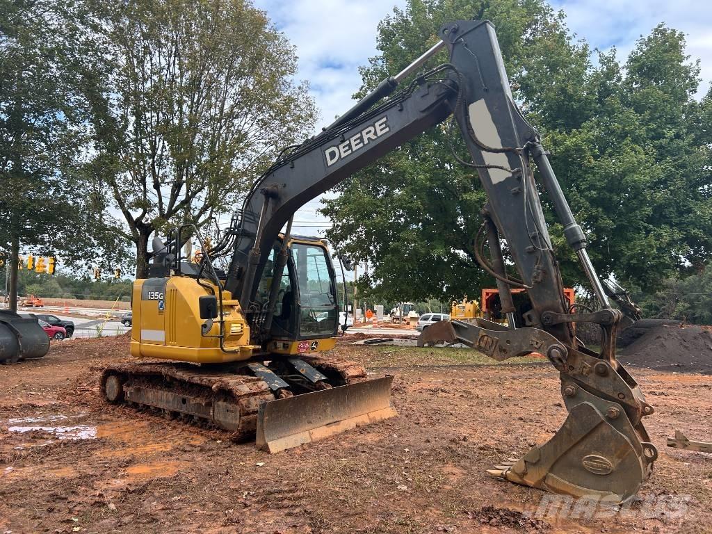 DEERE 135G Telakaivukoneet