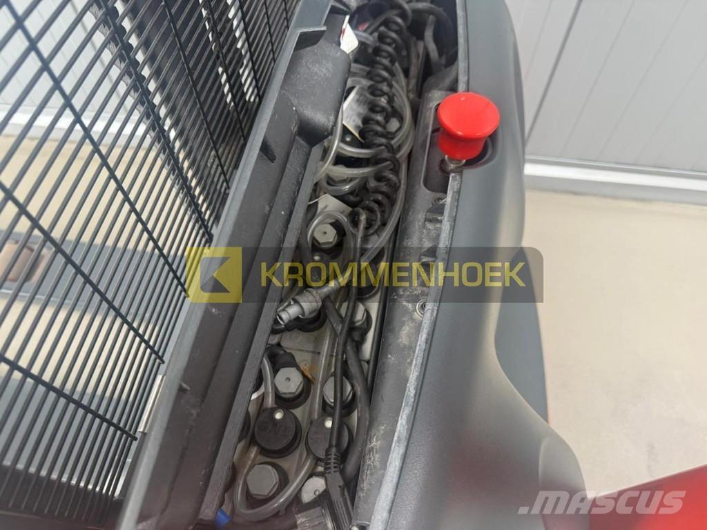 Linde L 10 Käyden ajettavat pinoamistrukit