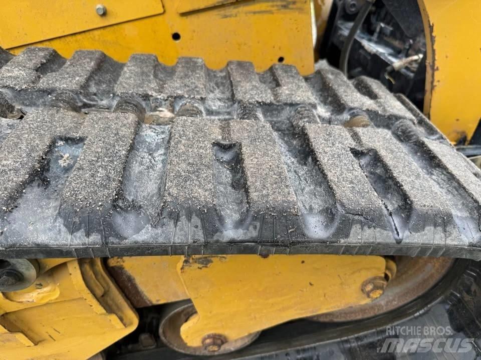 CAT 299 Liukuohjatut kuormaajat