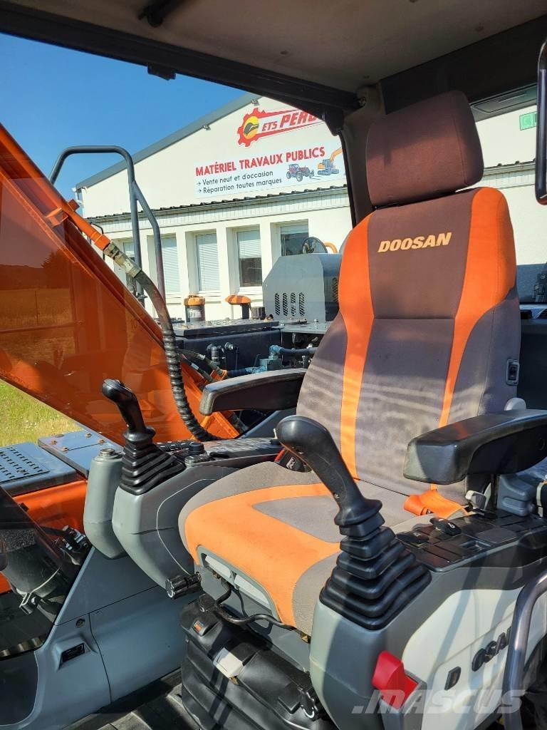 Doosan DX 140 LC-5 Telakaivukoneet
