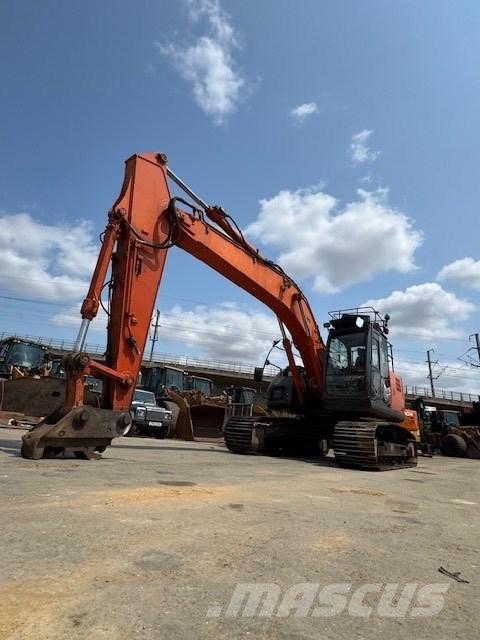 Hitachi ZX 225 Telakaivukoneet