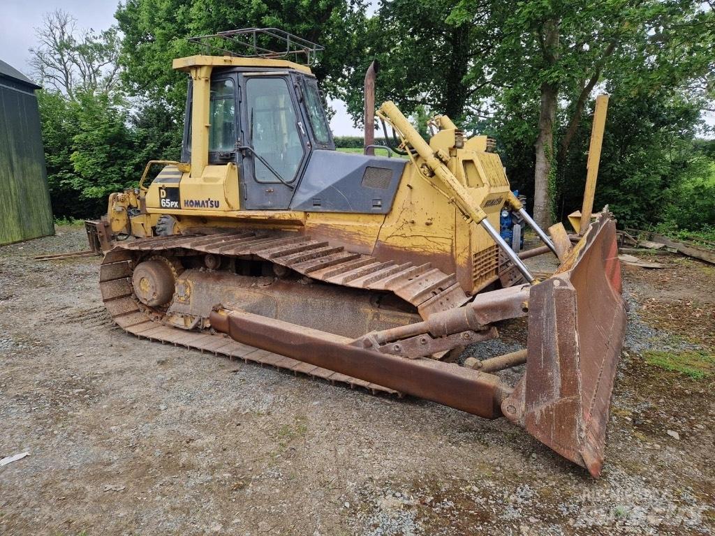 Komatsu Px65 Telaketjupuskutraktorit