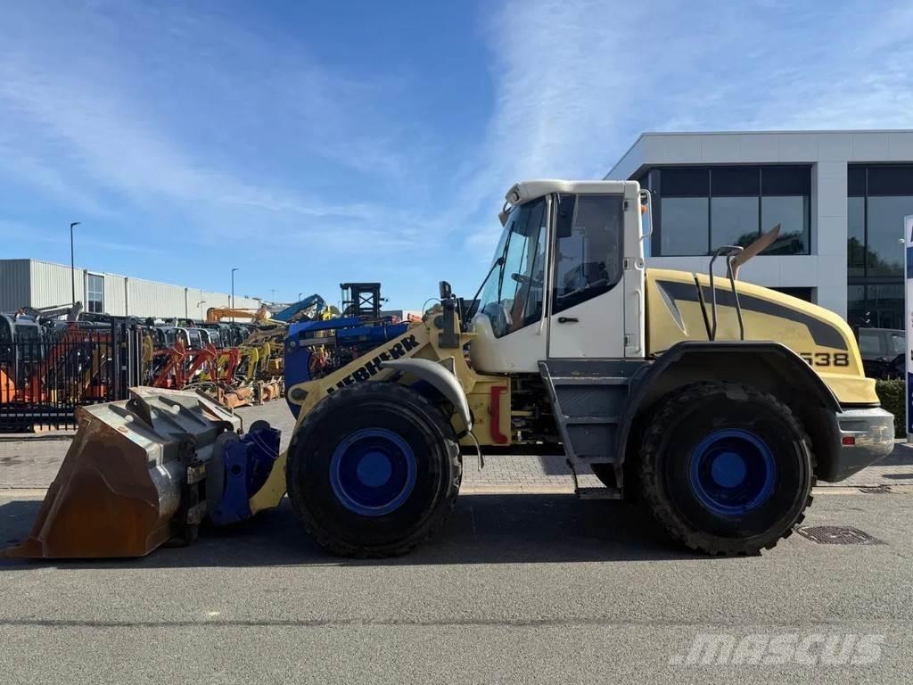 Liebherr L538 Pyöräkuormaajat