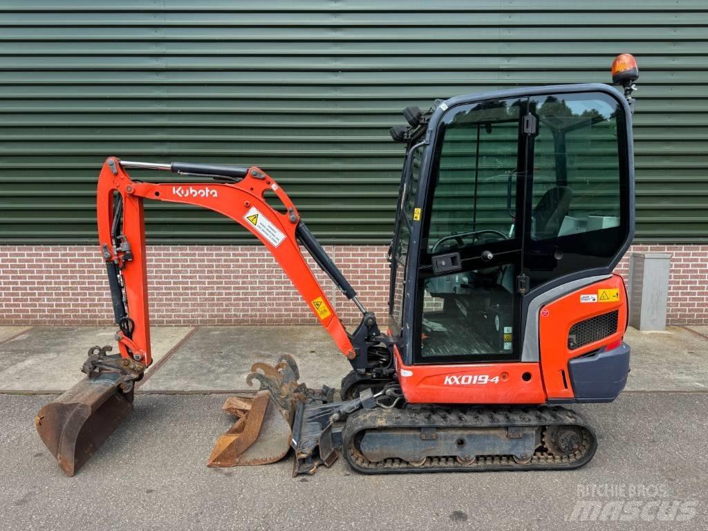 Kubota KX 019-4 Minikaivukoneet < 7t