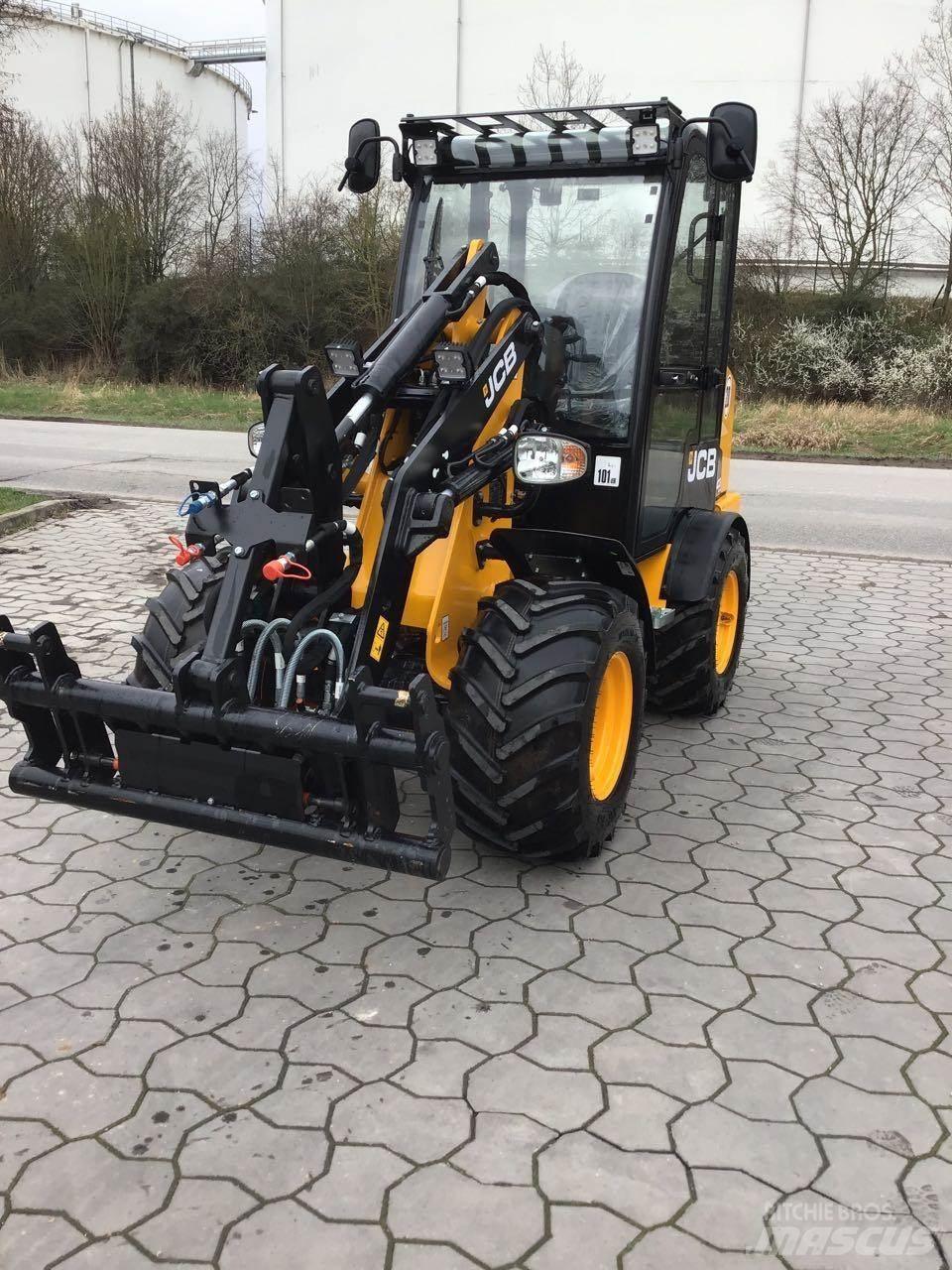 JCB 403 Agri Plus Pienkuormaajat