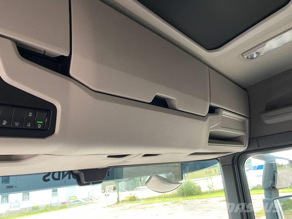 Scania R 730 Puuautot