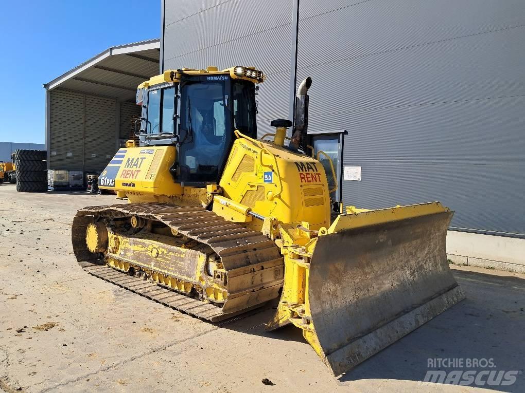 Komatsu D61PXI-24E0 Telaketjupuskutraktorit
