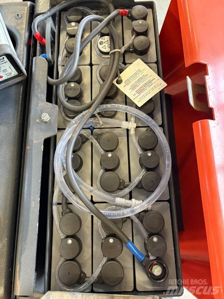 BT LPE 200 / 8 Lavansiirtotrukit ajotasolla