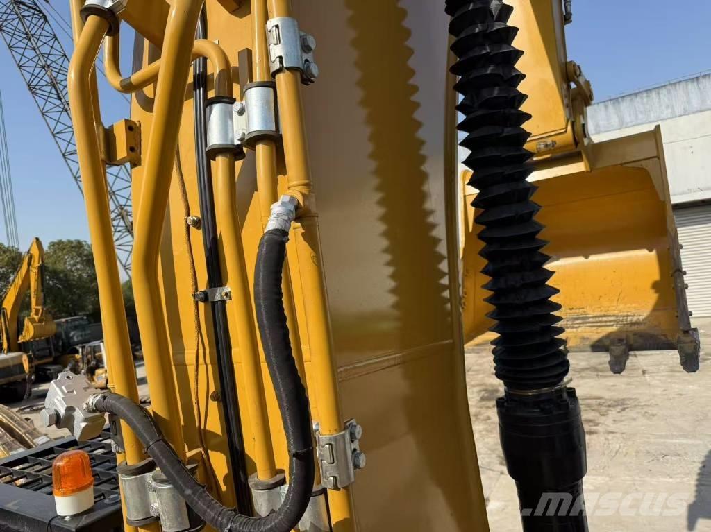 CAT 349 Telakaivukoneet