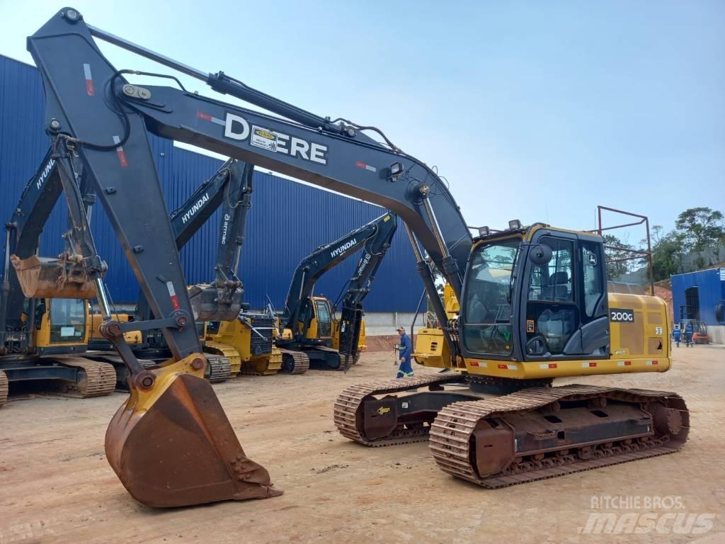 John Deere 200G Telakaivukoneet