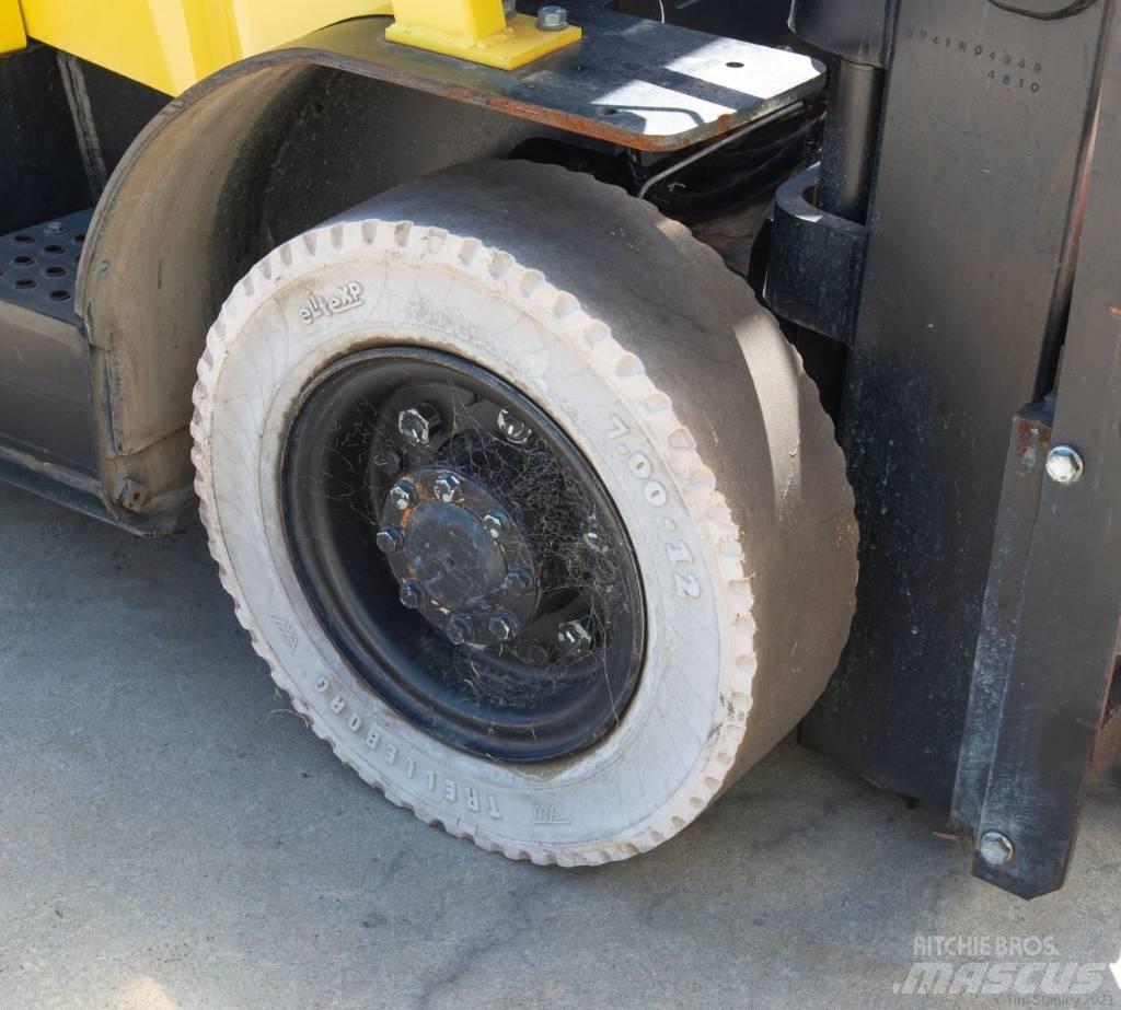 Hyster H2.5TX Nestekaasutrukit