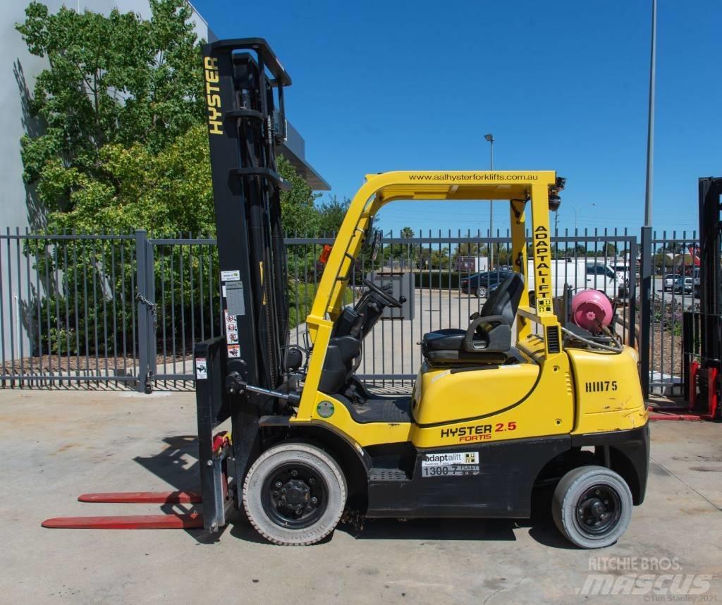 Hyster H2.5TX Nestekaasutrukit