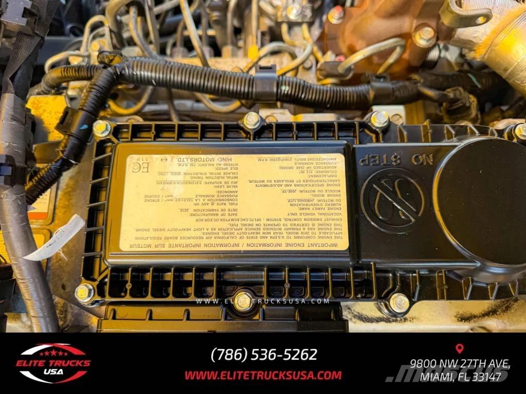 Hino 155 Umpikorikuorma-autot