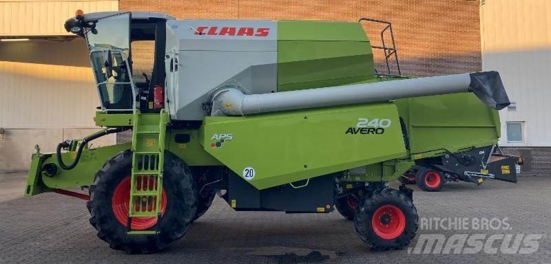 CLAAS AVERO 240 Leikkuupuimurit