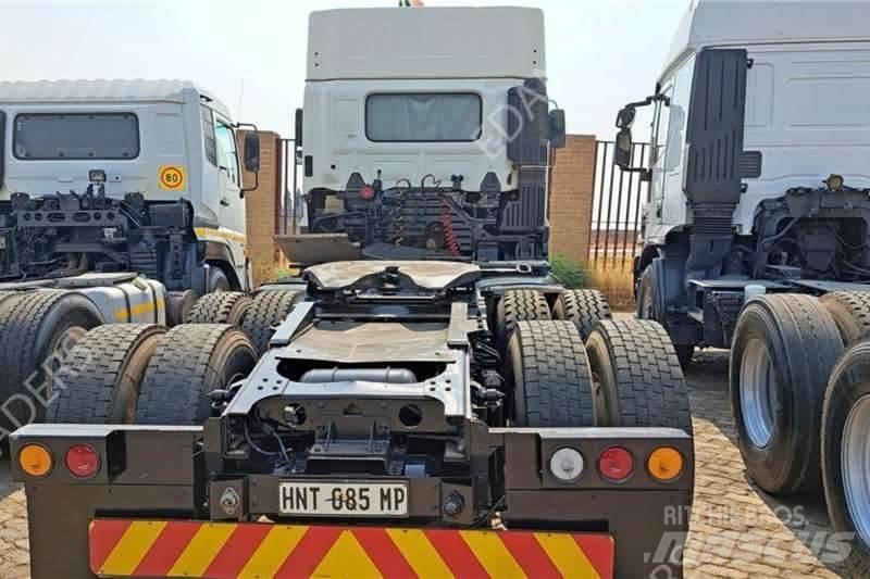 Hino 700 Muut kuorma-autot