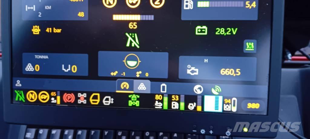 Komatsu 845 Kuormatraktorit