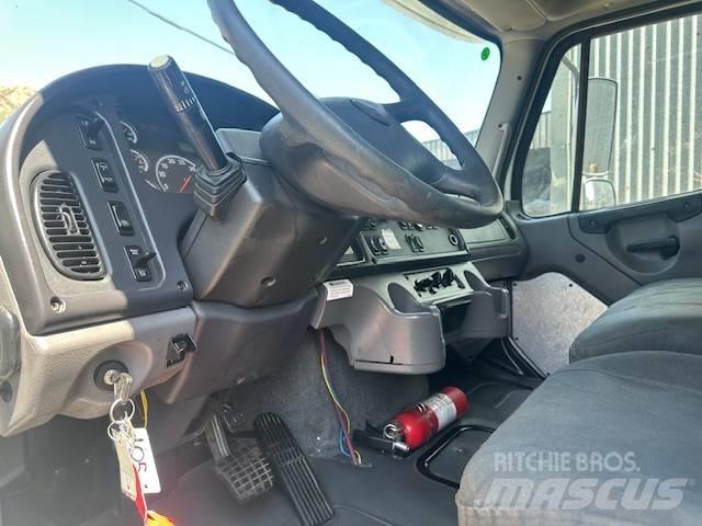 Freightliner M2 Hinausautot