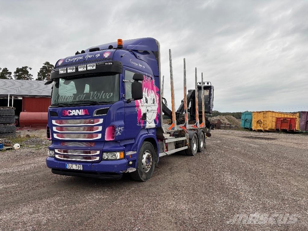Scania 560. 6x4 Puuautot