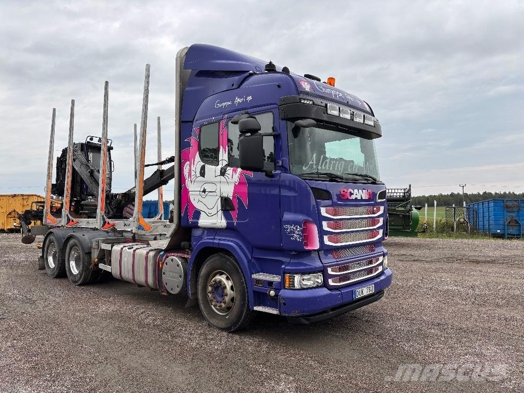 Scania 560. 6x4 Puuautot