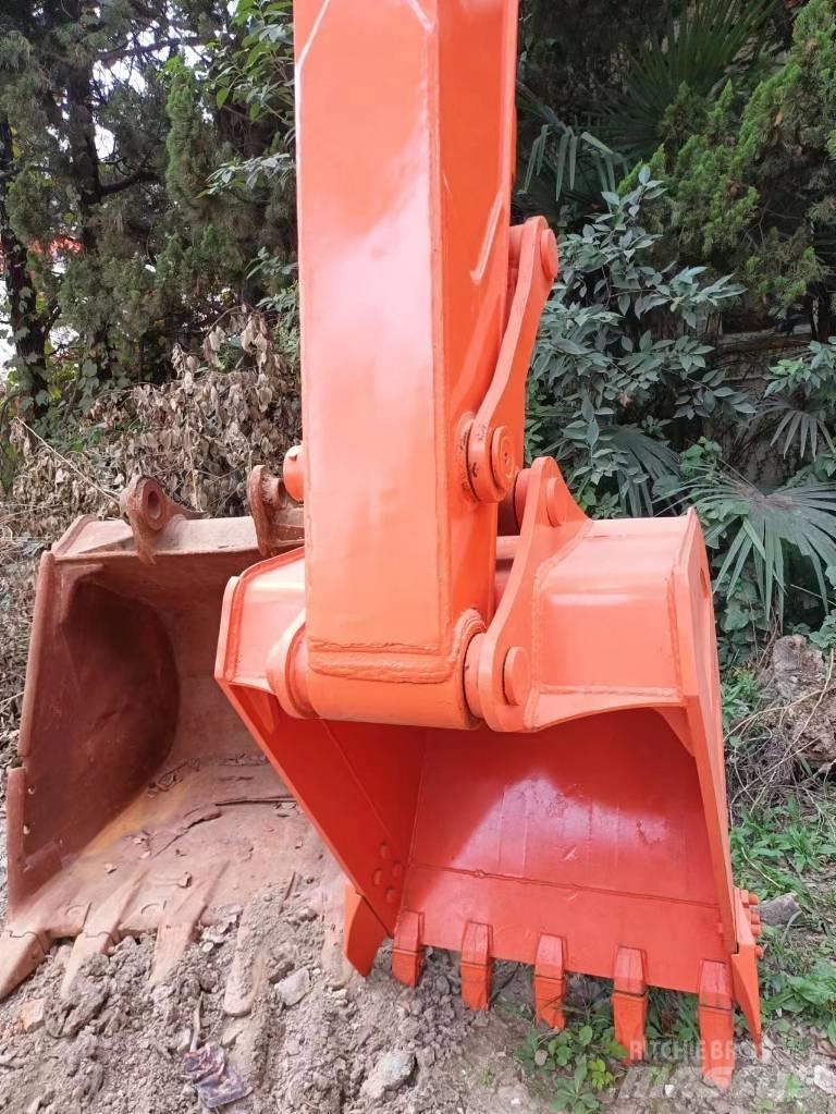 Hitachi ZX120-6 Telakaivukoneet