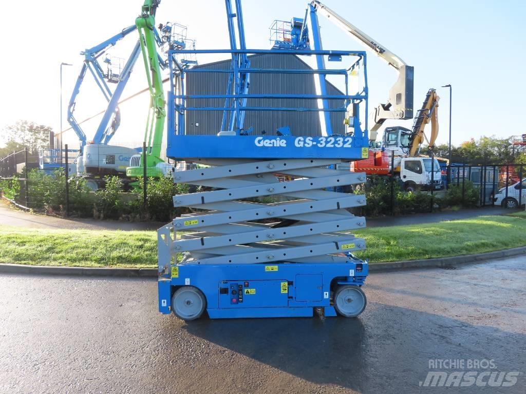 Genie GS 3232 Saksilavat