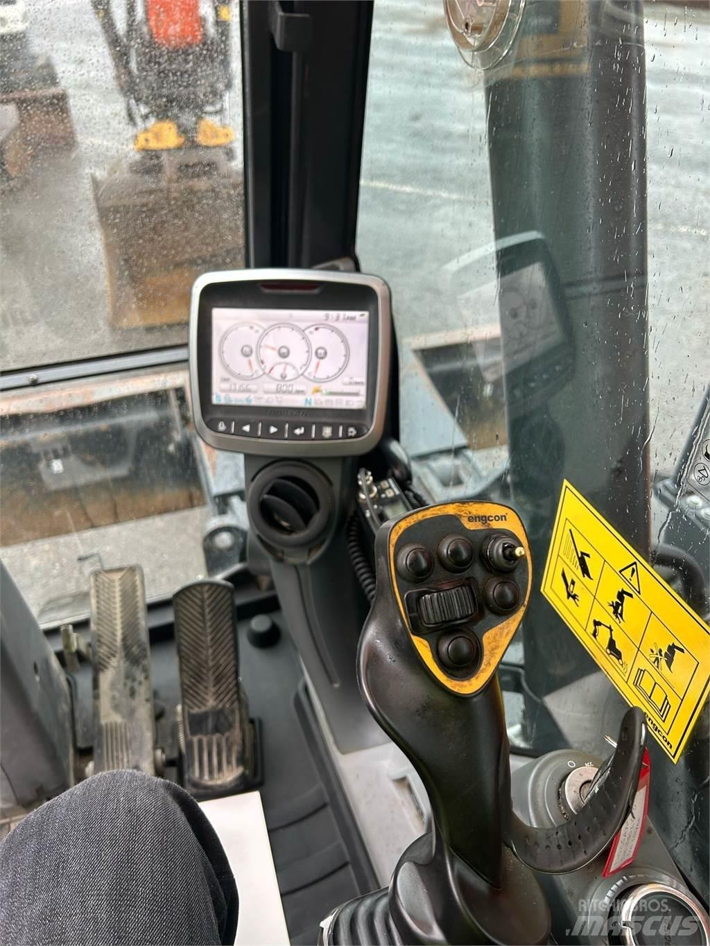 Doosan DX170W-5 Telakaivukoneet