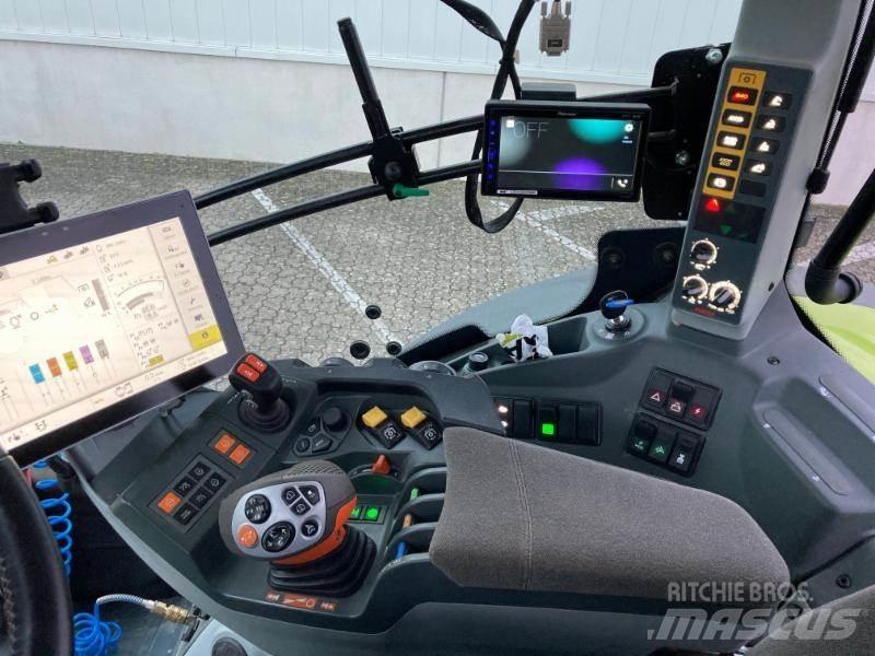 CLAAS AXION 870 Traktorit