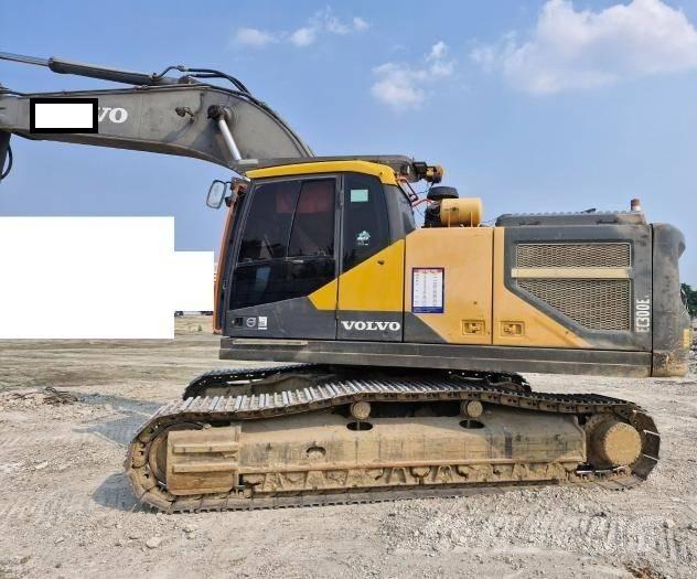 Volvo EC 300 EL Telakaivukoneet
