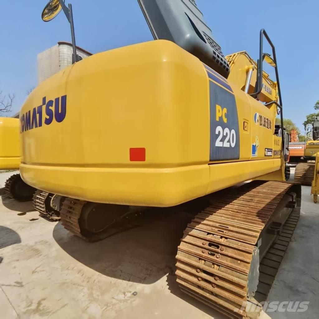 Komatsu PC 220-8 Telakaivukoneet