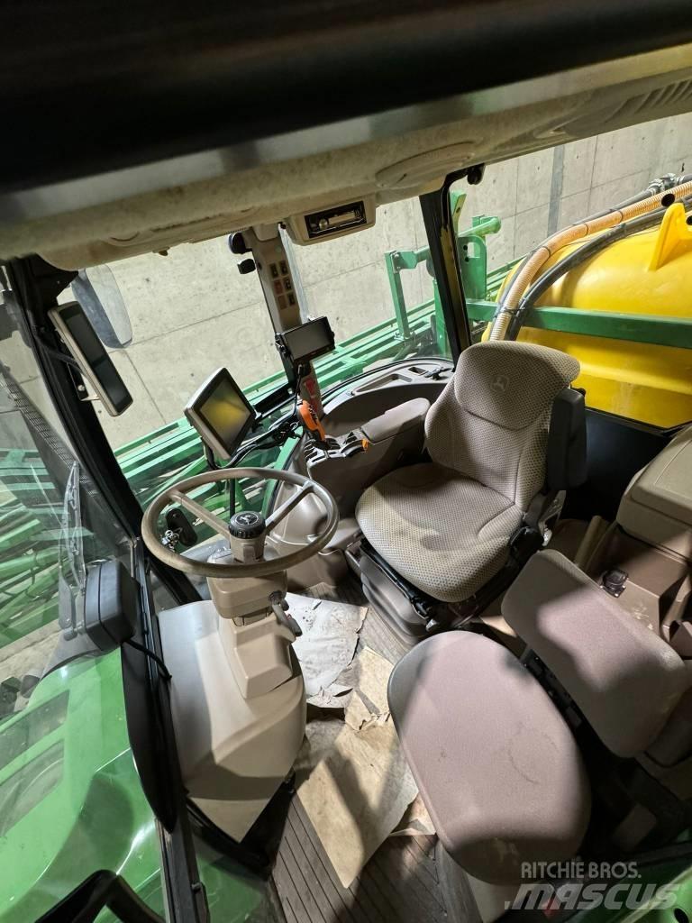 John Deere R4040i Itsekulkevat ruiskut