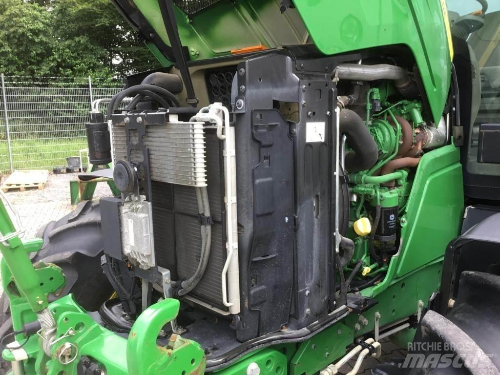 John Deere 6130R Traktorit