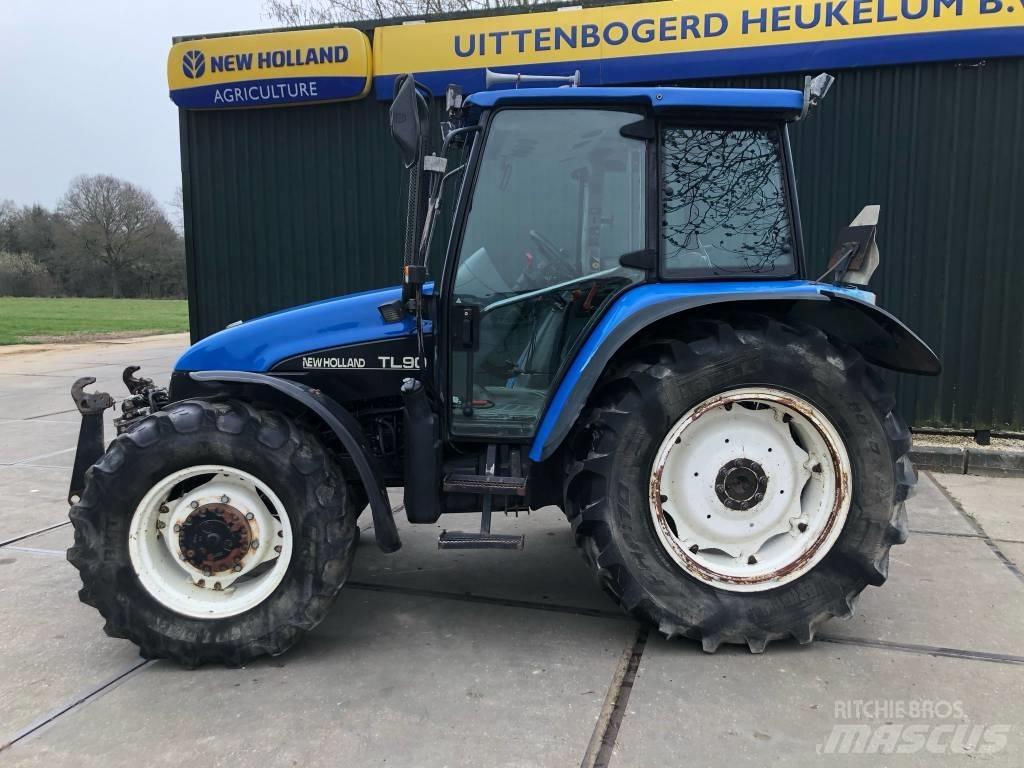 New Holland TL 90 Traktorit