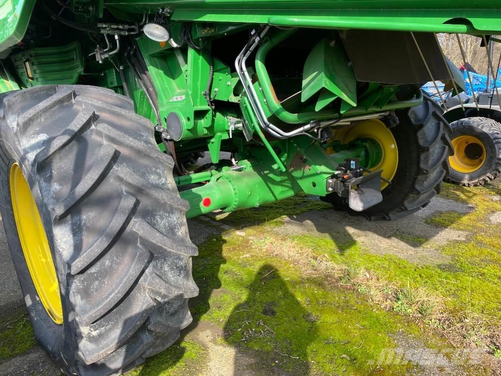 John Deere T560 HM Leikkuupuimurit