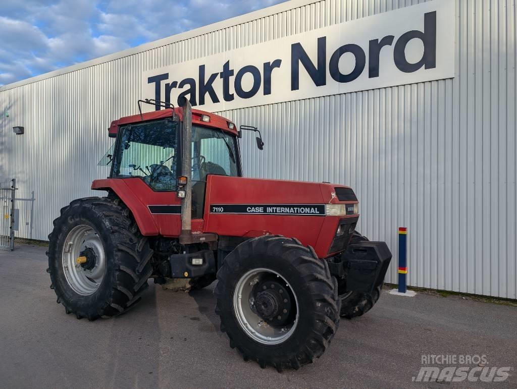 Case IH Magnum 7110 Traktorit