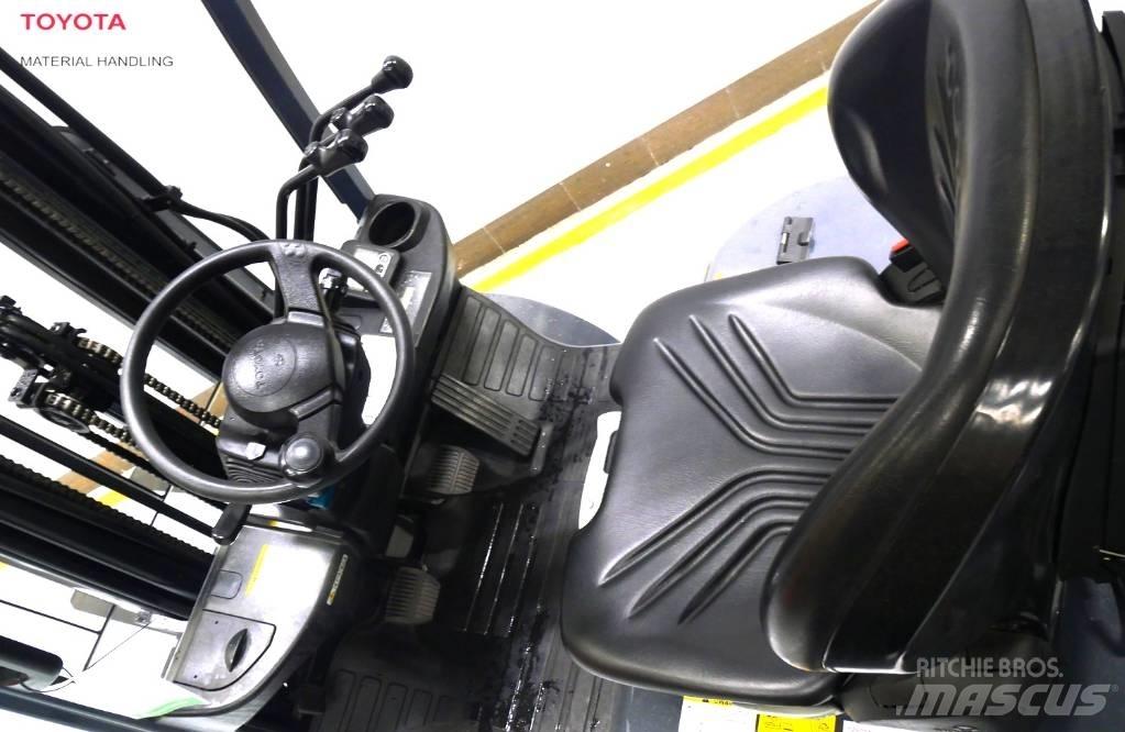 Toyota 02-8FGF18 Nestekaasutrukit