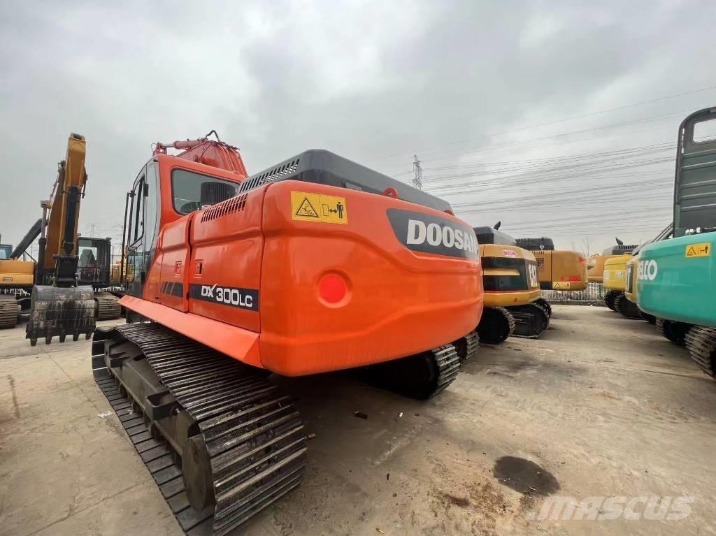 Doosan DOOOSAN DX300 Telakaivukoneet
