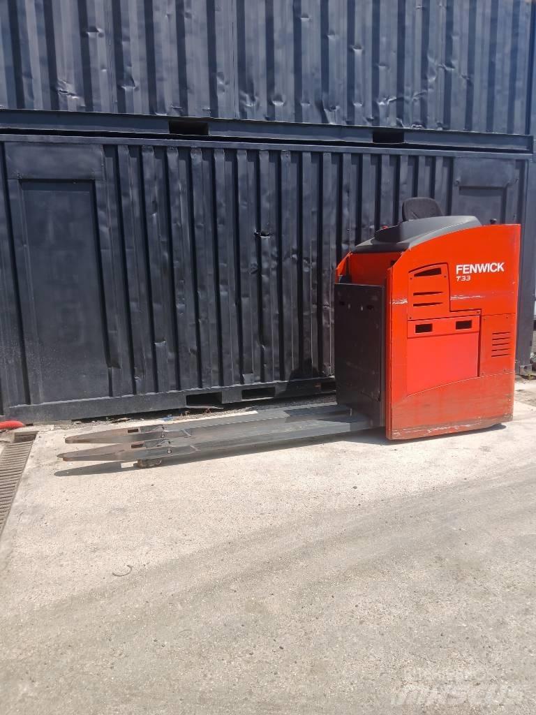 Fenwick T33 Lavansiirtotrukit