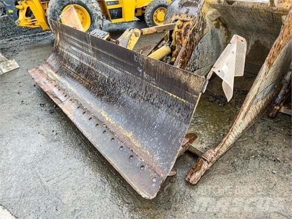 CAT 140M VHP Tiehöylät