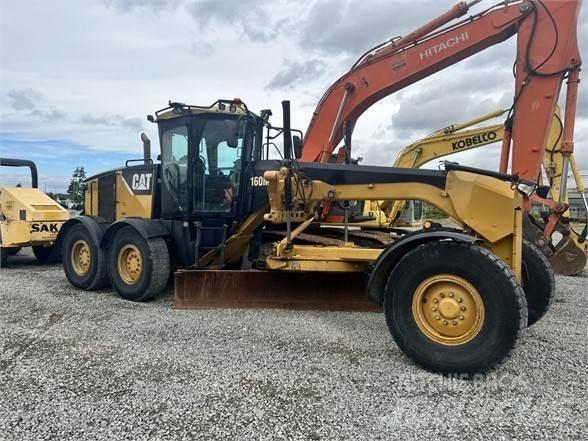 CAT 160M Tiehöylät