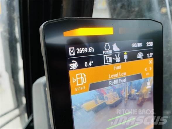 CAT 320 Telakaivukoneet