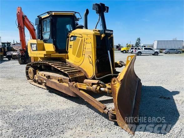 CAT D7E Telaketjupuskutraktorit