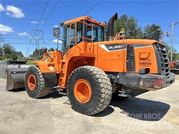 Doosan DL300 Pyöräkuormaajat
