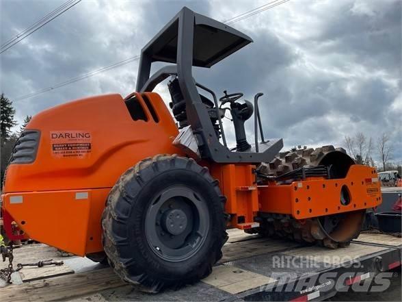 Hamm 3307P Yksivalssijyrät