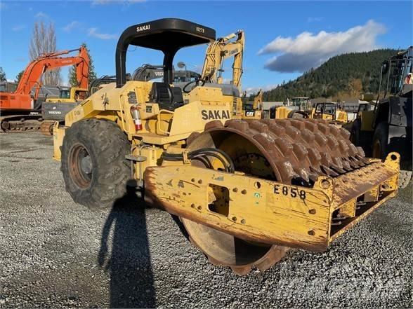 Sakai SV510 Yksivalssijyrät