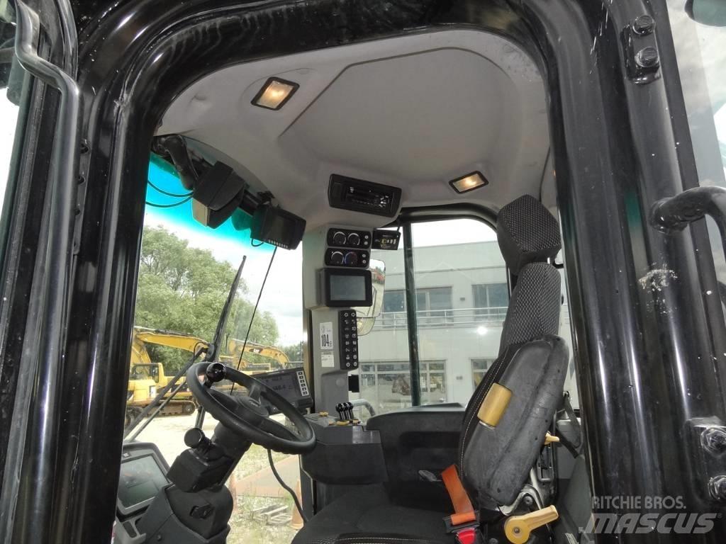 CAT 962 M Pyöräkuormaajat