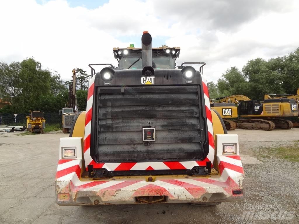 CAT 962 M Pyöräkuormaajat