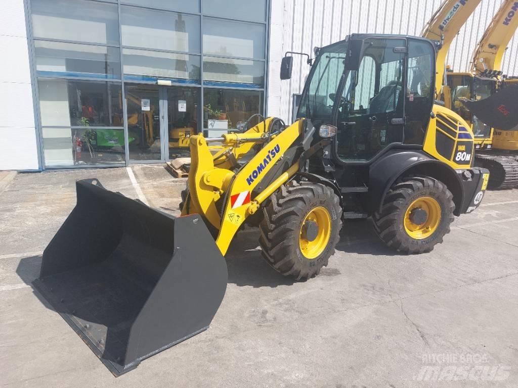 Komatsu WA80M-8 Pienkuormaajat