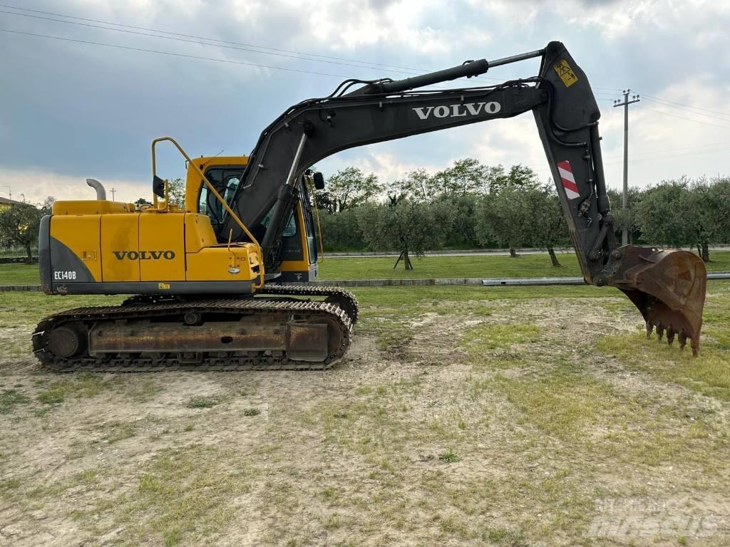 Volvo EC 140 B Telakaivukoneet