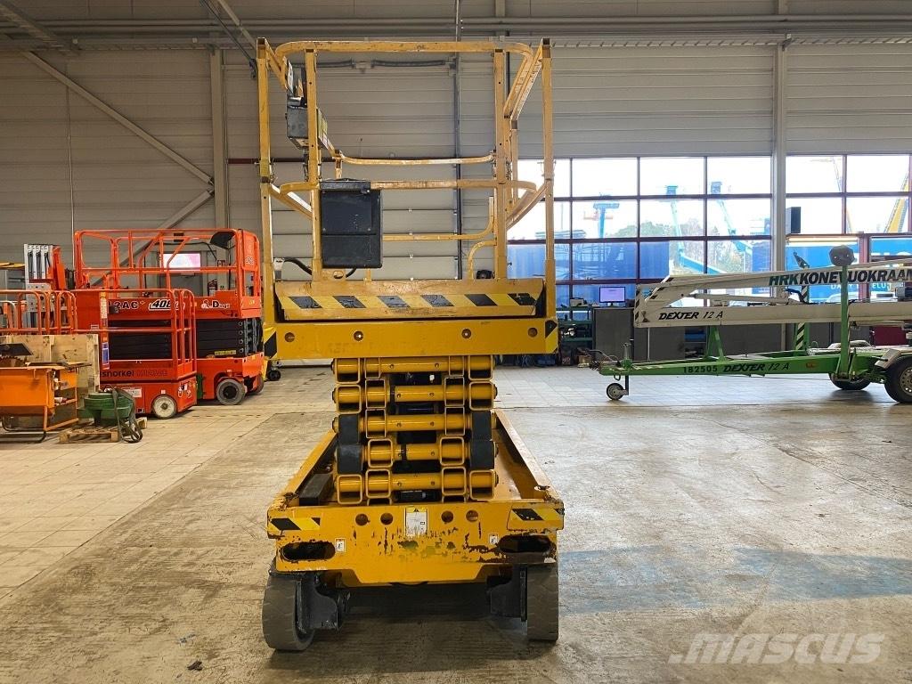 Haulotte Compact 14 Saksilavat