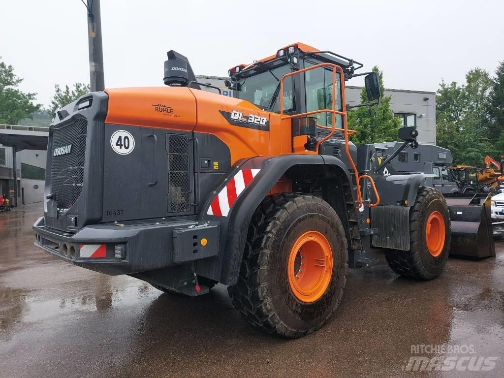 Develon DL 320-7 Pyöräkuormaajat